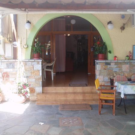 Haravgi Hotel Patitiri  Exterior photo