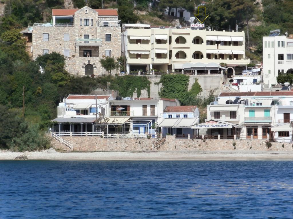 Haravgi Hotel Patitiri  Exterior photo