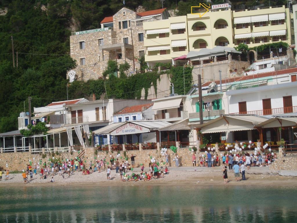 Haravgi Hotel Patitiri  Exterior photo