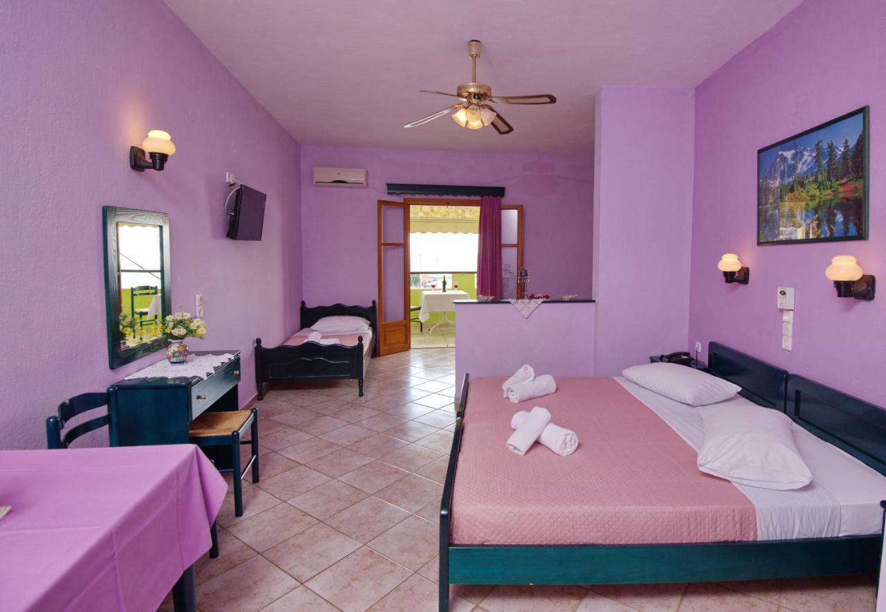Haravgi Hotel Patitiri  Exterior photo